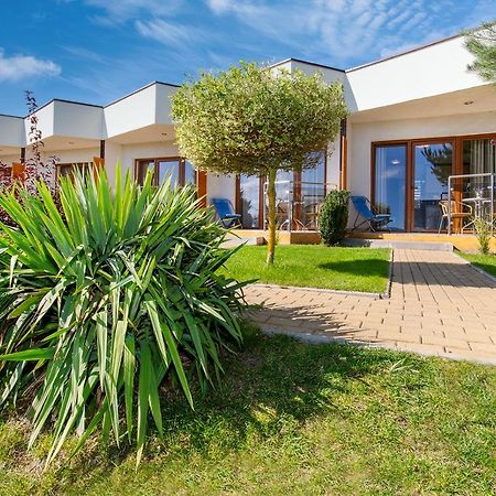 Вилла Oasis Гонски Экстерьер фото